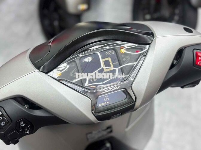 Honda SH350i 2022 Bạc 15000 km