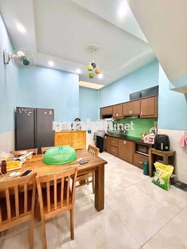 Nhà 3 Tầng gần cách Vạn Phúc City 2KM , gần QL13 cũ Hiệp Bình Phước