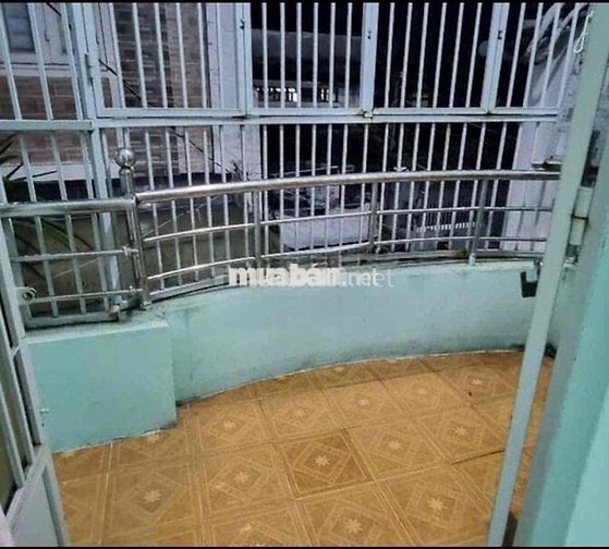 Cho thuê nhà tt hẻm Trần Văn Đang 1tr1l, Quận 3 3.2*11
