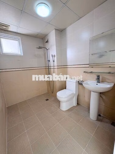 Một căn hộ *** view đẹp tầng cao 80m2 2PN 2WC 2ty7- Happy City