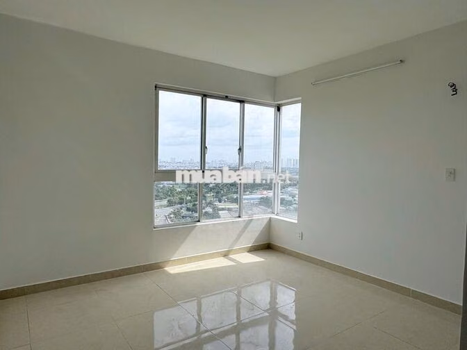 Một căn hộ *** view đẹp tầng cao 80m2 2PN 2WC 2ty7- Happy City