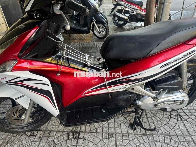 Honda Air Blade Thể thao Đỏ đen trắng