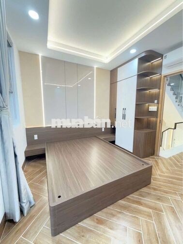 Nhỉn 7 Tỉ - Mặt tiền NB 5 tầng 4x16m liền kề Aeon Tên Lửa. 