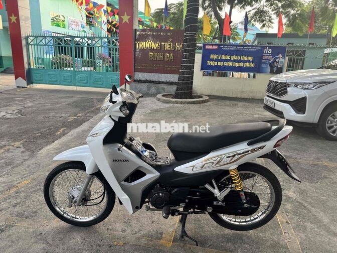 Honda Wave A110 2023 Trắng 6000 km