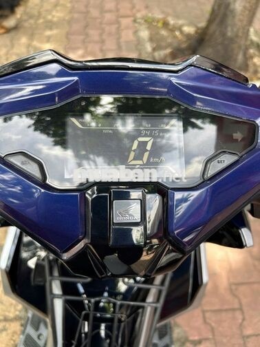 Honda Air Blade 125 2024 Xanh bạc 9000 km