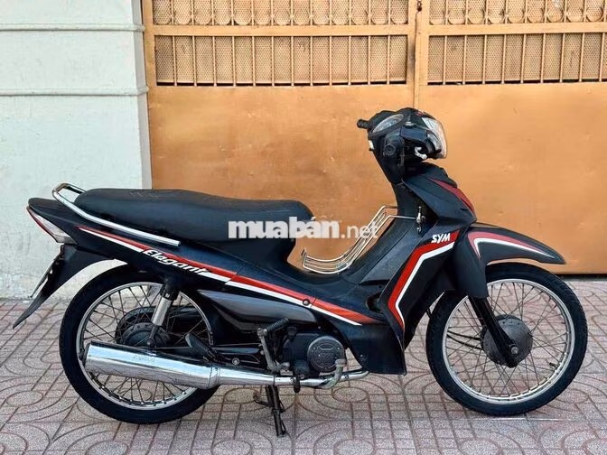 SYM Elegant 50 Đen đỏ Xe số