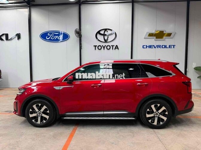 Kia Sorento 2022 Luxury 2.2 máy dầu