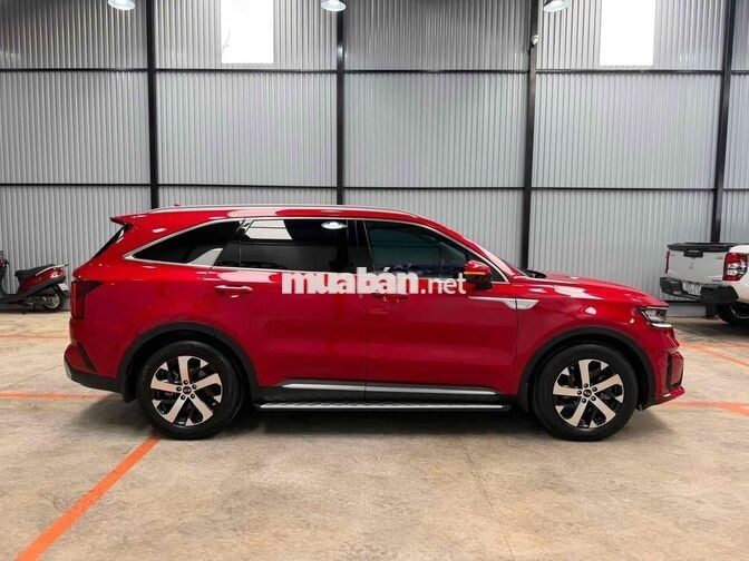 Kia Sorento 2022 Luxury 2.2 máy dầu