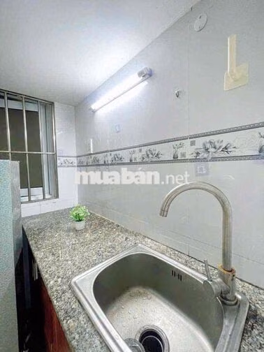 CĂN HỘ GẦN CAO ĐẲNG PNT, TÂN BÌNH, HƯỚNG RA PHÚ NHUẬN