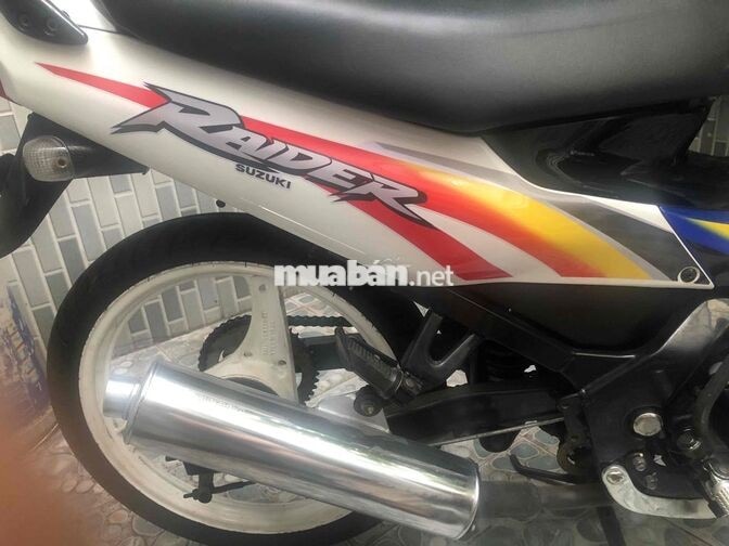 Suzuki Raider 125 Thái Lan Xanh Trắng Vàng