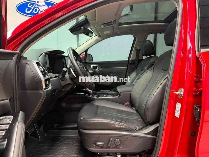 Kia Sorento 2022 Luxury 2.2 máy dầu
