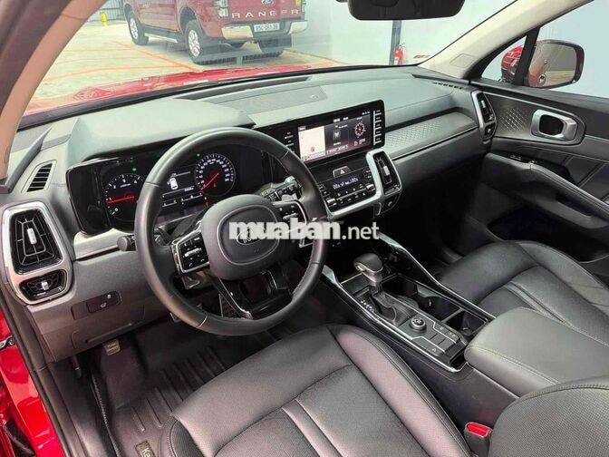 Kia Sorento 2022 Luxury 2.2 máy dầu