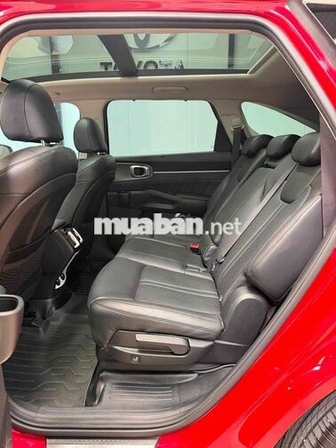 Kia Sorento 2022 Luxury 2.2 máy dầu