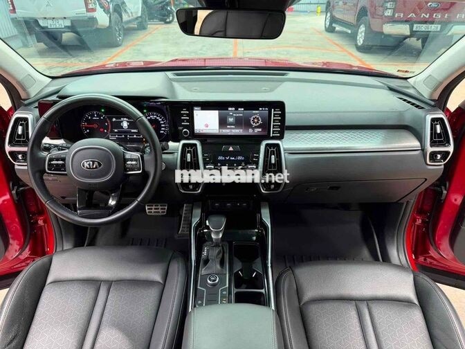 Kia Sorento 2022 Luxury 2.2 máy dầu