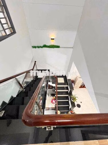 🌻CHO THUÊ NHÀ TRỆT LẦU ĐƯỜNG D16 KDC HỒNG LOAN