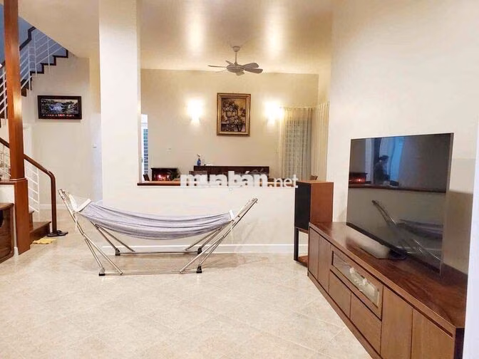 Cho thuê biệt thự khu tên lửa full nội thất chỉ dọn vào ở 10*20 giá 45