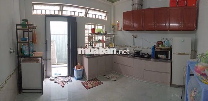 Nhà mặt tiền chợ Xẻo Trôm, Long Xuyên, An Giang