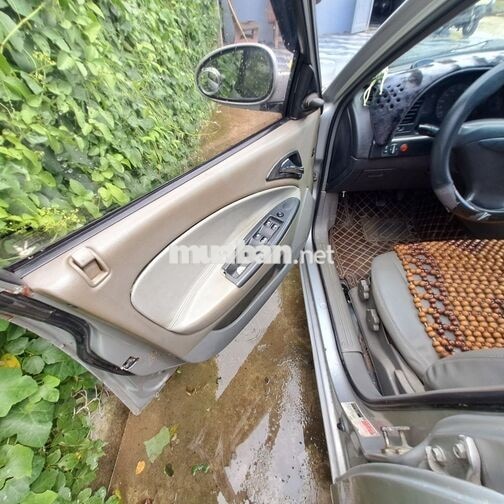 Cần bán xe gia đình máy êm