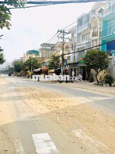 Cho thuê nhà cấp 4. MT khu Nam Hùng Vương