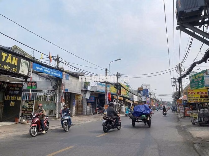 NHÀ CHO THUÊ MẶT TIỀN ĐƯỜNG ÂU CƠ 8X38,5M SUỐT CÓ 1 LỬNG VỊ TRÍ ĐẸP 