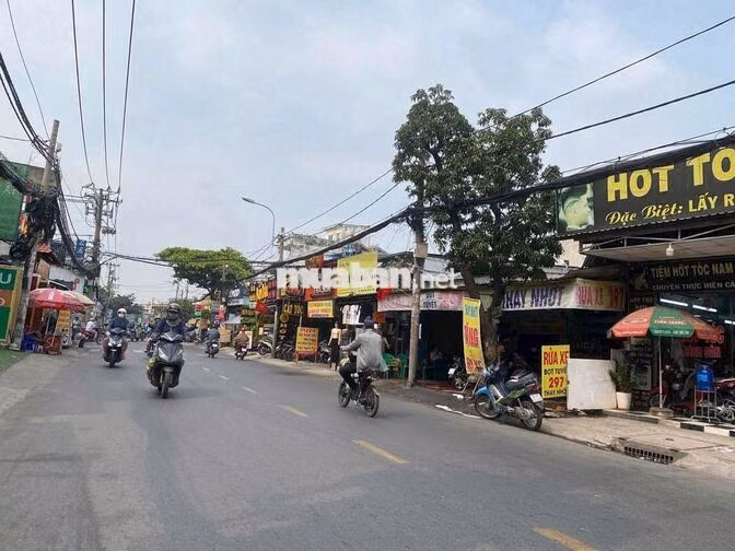 NHÀ CHO THUÊ MẶT TIỀN ĐƯỜNG ÂU CƠ 8X38,5M SUỐT CÓ 1 LỬNG VỊ TRÍ ĐẸP 