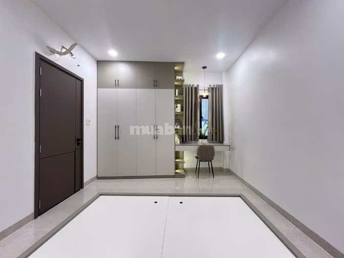 2 Căn Xây Mới Full Nội Thất trệt 2 lầu ST THANG MÁY