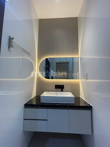 2 Căn Xây Mới Full Nội Thất trệt 2 lầu ST THANG MÁY
