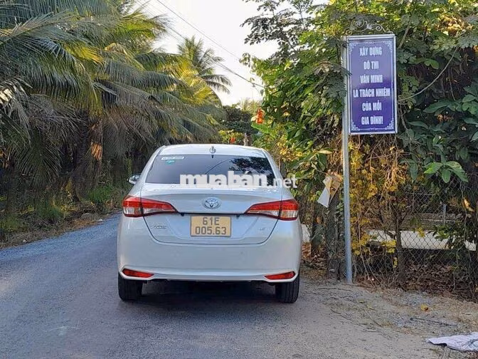 Toyota Vios 2022 Số sàn Trắng ngọc