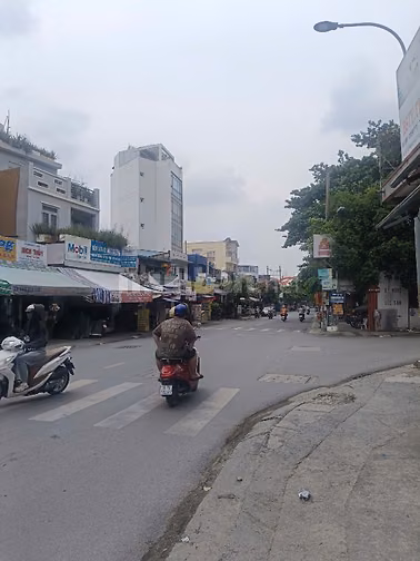 ✨Nhà 2 Mặt tiền DT:4,5x20m kinh doanh sầm uất Nơ Trang Long, P13
