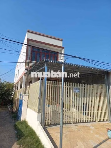CHO THUÊ TẦNG TRÊN CĂN NHÀ THOÁNG MÁT- CÓ BAN CÔNG