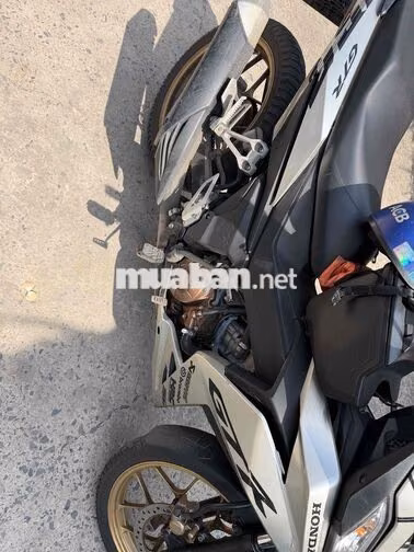 Honda GTR Bạc