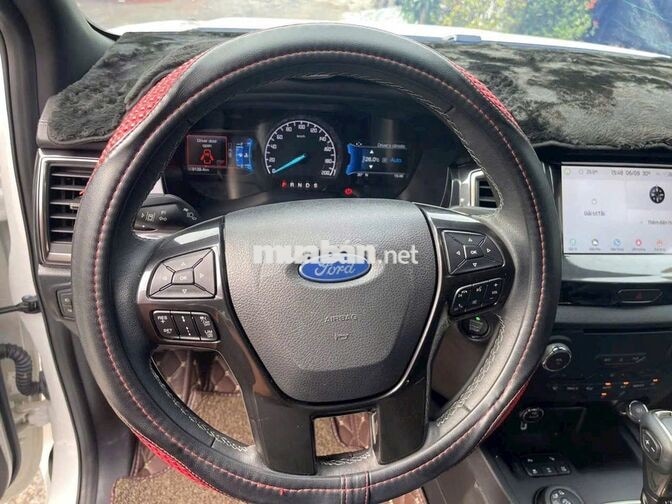 Everest Titanium Bi-Turbo 4x4 sx 2021 lướt 9000km