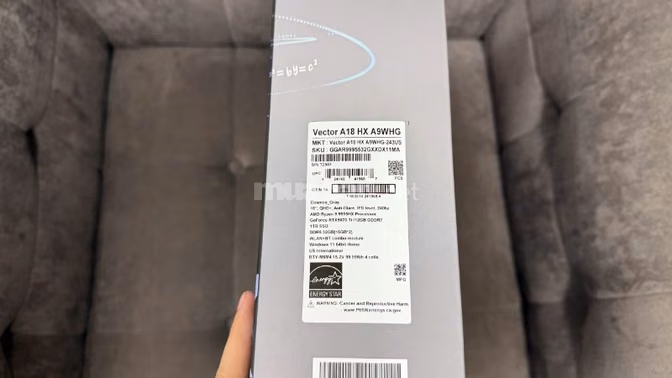 MSI Vector A18 HX A9WHG i9 32GB/1TB SSD RTX 5070Ti