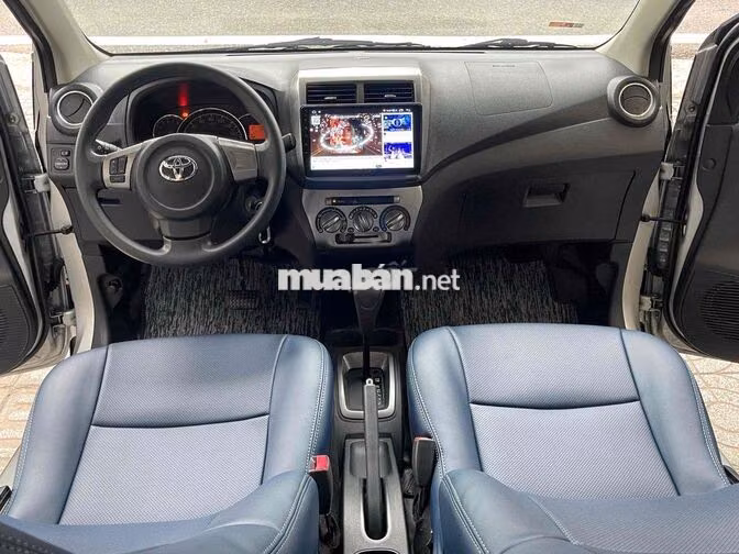 Toyota Wigo Bạc Tự động