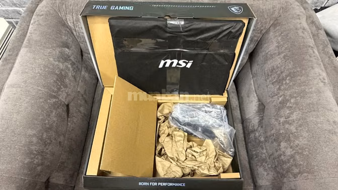MSI Vector A18 HX A9WHG i9 32GB/1TB SSD RTX 5070Ti
