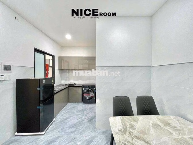 CĂN HỘ 1 PHÒNG NGỦ FULL NỘI THẤT GẦN NGÃ TƯ HÀNG XANH