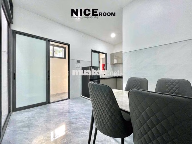 CĂN HỘ 1 PHÒNG NGỦ FULL NỘI THẤT GẦN NGÃ TƯ HÀNG XANH