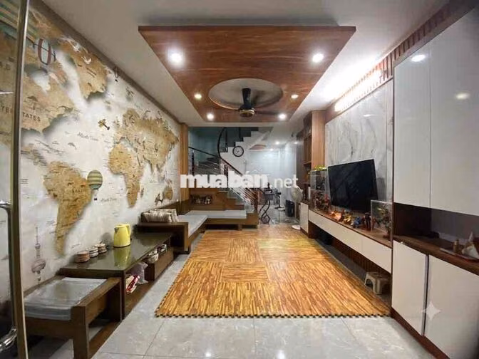 chính chủ cần bán gấp nhà 3 tầng, đã sửa sang lại toàn bộ