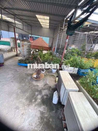 chính chủ cần bán gấp nhà 3 tầng, đã sửa sang lại toàn bộ