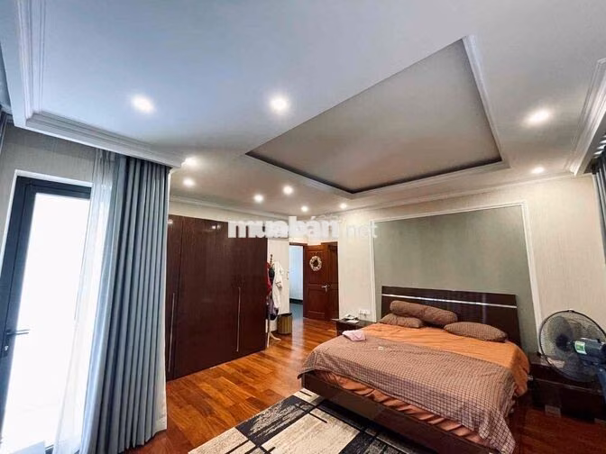 Biệt thự Đặng Thuỳ Trâm p.13 Bình Thạnh chỉ 30 tỷ. vị trí đẹp dân trí