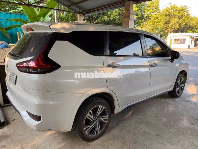 Mitsubishi Xpander MT 2024 Trắng Số sàn
