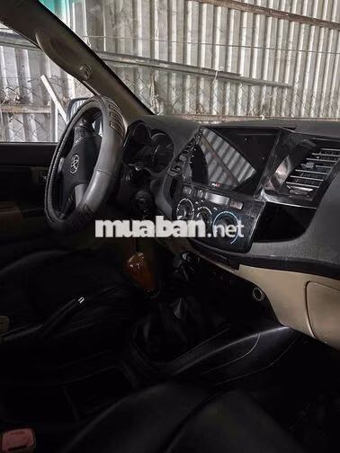 Toyota Fortuner 2016 Bạc 7 chỗ 555.174 km
