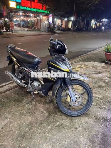 Yamaha Jupiter Gravita Đen vàng Xe số