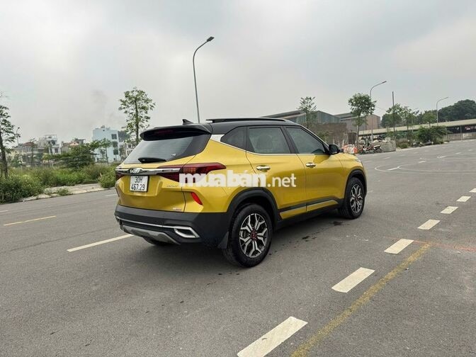 Kia Seltos Luxury 2021 Vàng 100000 km