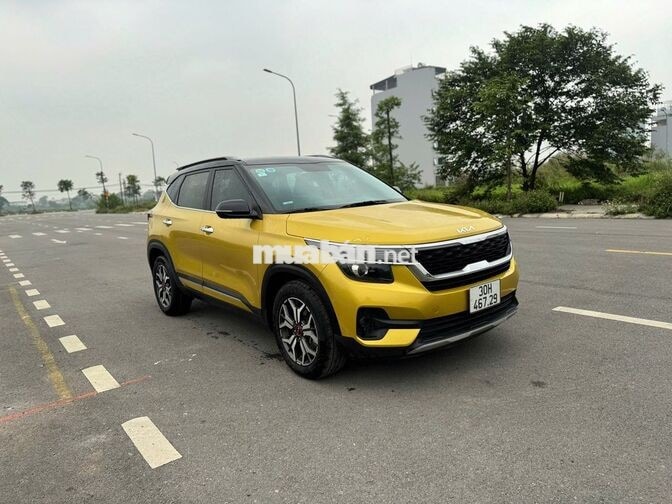 Kia Seltos Luxury 2021 Vàng 100000 km