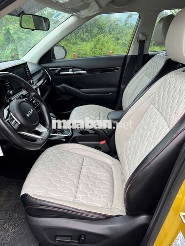 Kia Seltos Luxury 2021 Vàng 100000 km