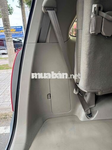 Toyota Innova 2.0G 2013 Số tự động