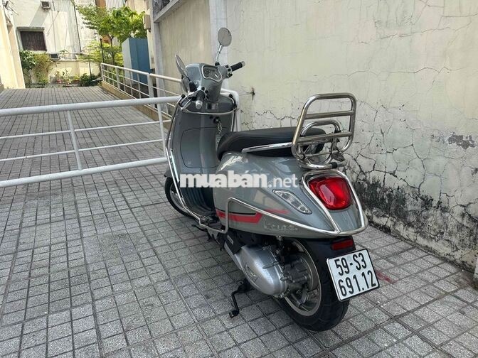 Piaggio Vespa Primavera 125cc 2022 Xám 20.000km