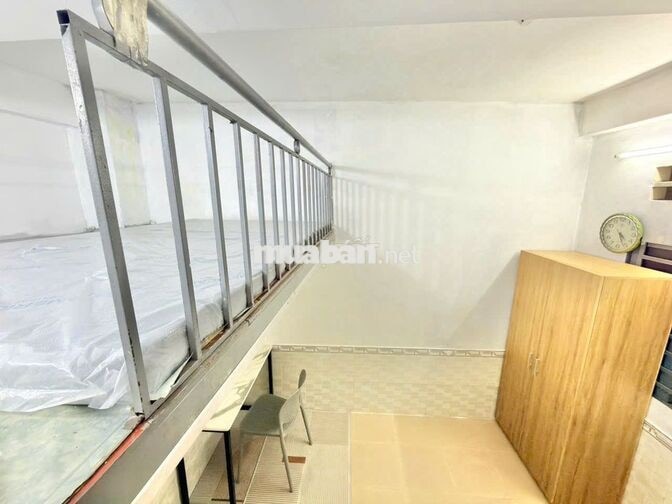 Phòng cực hiếm. Nguyễn Văn Công, GV - có máy lạnh chỉ 3tr5