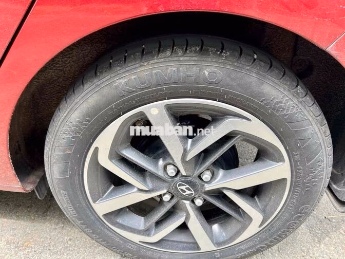 Hyundai i10 2023 1.2AT bản full Đỏ 41.600km